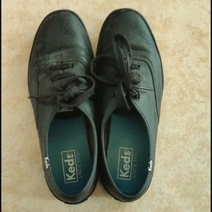 Black Keds